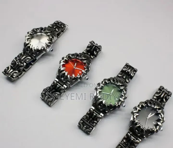 Alabaster Spider Web Watch
