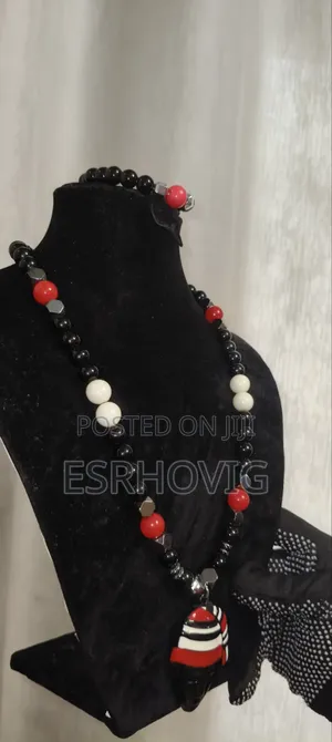 High Quality Stoned Bead