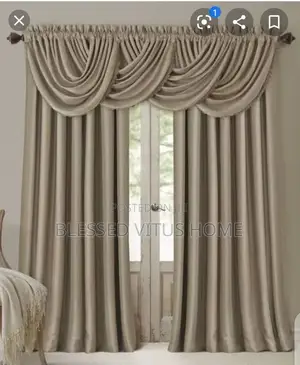 Generic American Curtain Set