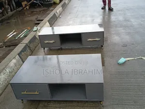 4ft Tv Consol and Center Table
