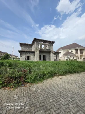 6bdrm Duplex in River Park Estate, Lugbe District for sale