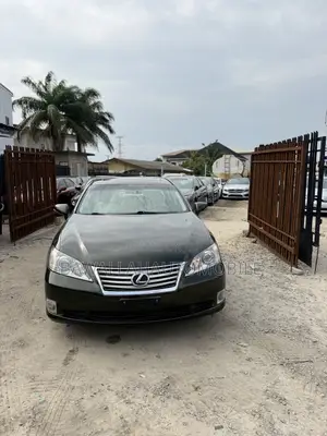 Lexus ES 350 2010 Green