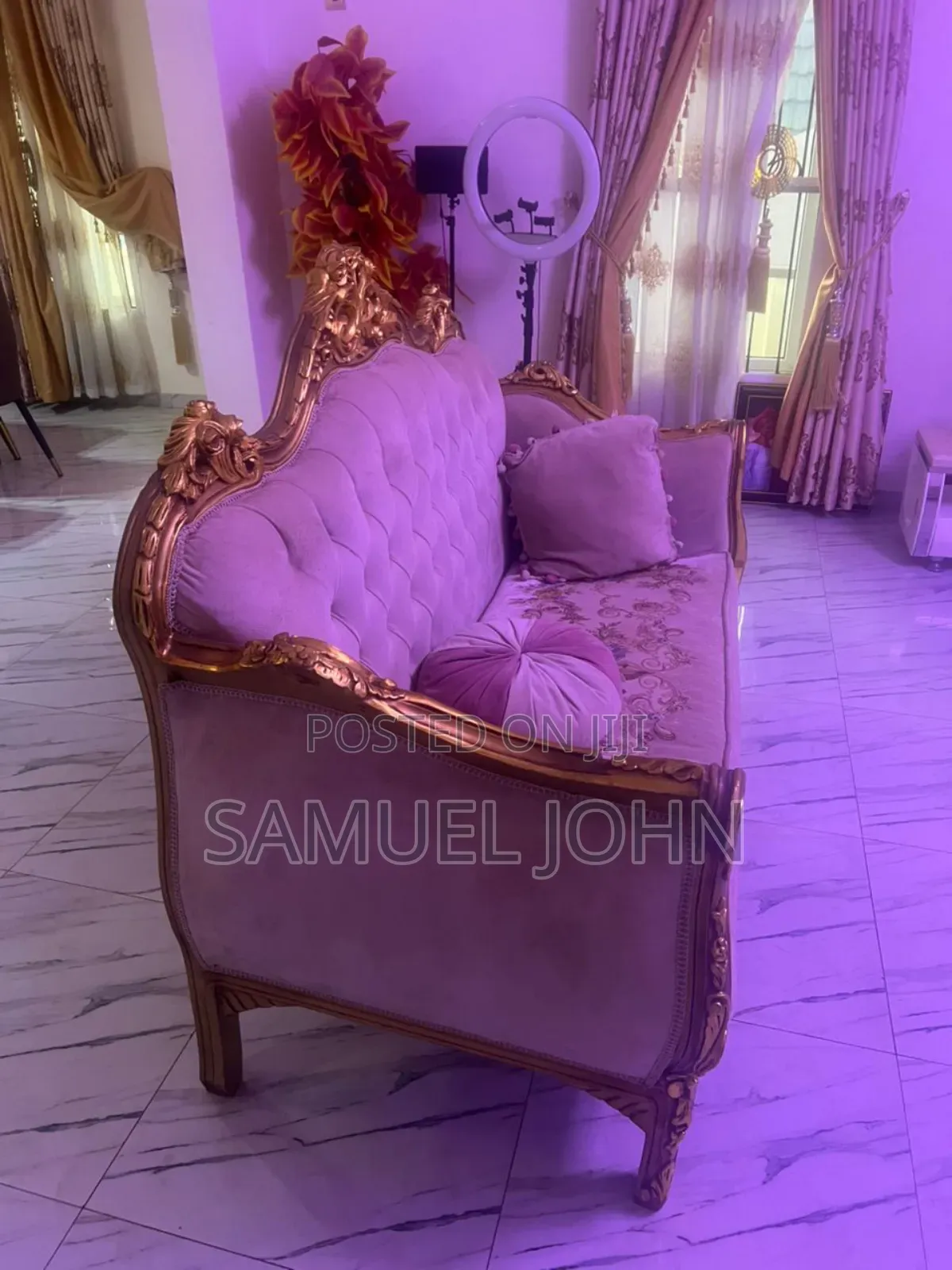 Victorian Style Royal Sofas.