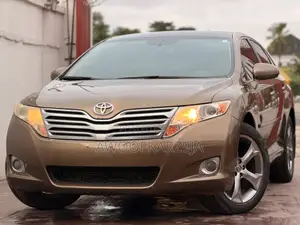 Toyota Venza V6 AWD 2011 Brown