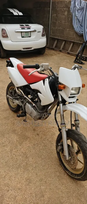 Honda 2005 White