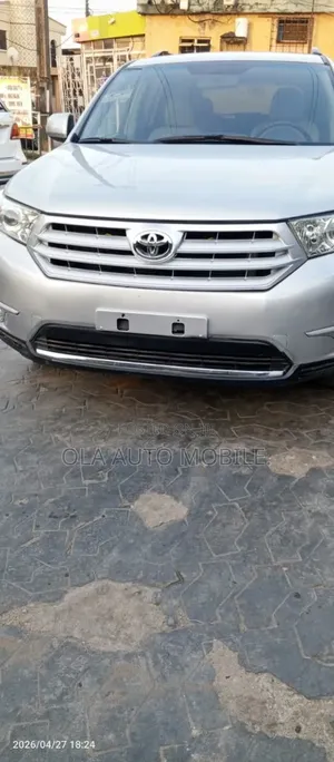 Toyota Highlander 2012 Silver