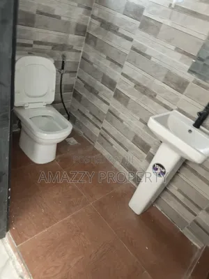 3bdrm Duplex in Ikota Gra for sale
