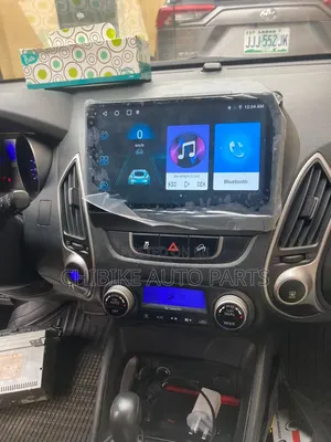 Hyundai Tucson Navigation Android/Reverse Camera