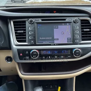 Toyota Highlander 2015 Silver