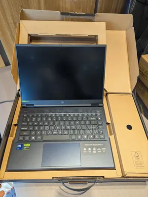 Laptop Acer Predator Helios Neo 14 16GB Intel Core Ultra 7 SSD 1T