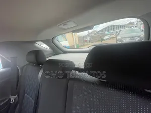Toyota Matrix Hatchback FWD (1.8L 4cyl 5M) 2008 Red