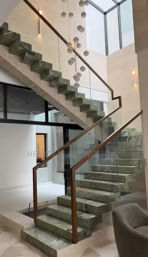 Frameless Glass Stair Railing With Wooding Top Rail
