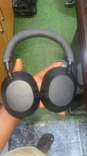 Sony Xm5 Headphone