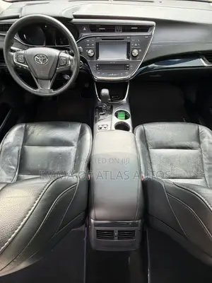 Toyota Avalon XLE Touring 4dr Sedan (3.5L 6cyl 6A) 2015 Black