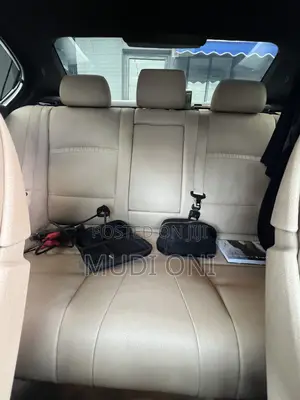 BMW 550i 2014 Purple