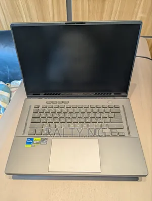 Laptop Asus ROG Zephyrus G16 16GB Intel Core i7 SSD 512GB