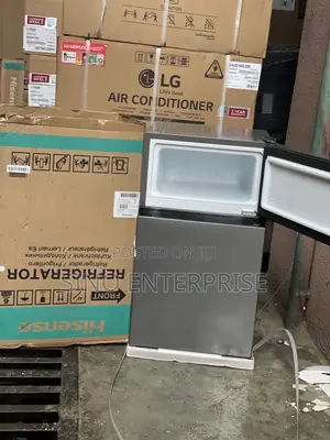 Hisense Top Freezer Refrigerator 87l (120dr)