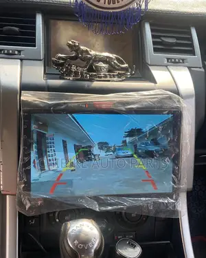 Range Rover Navigation Android/Reverse Camera