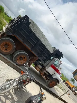 Iron Black Chippings and Granite, Payment on Delivery