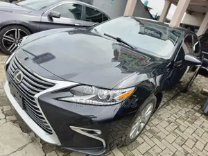 Lexus ES 2017 Black