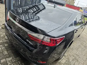Lexus ES 2017 Black