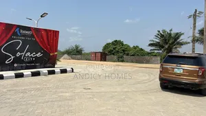 3bdrm Bungalow in Solace City Bungalow, Elerangbe for sale