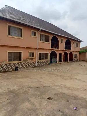 3bdrm Block of Flats in Salawu, Iwo Road for sale