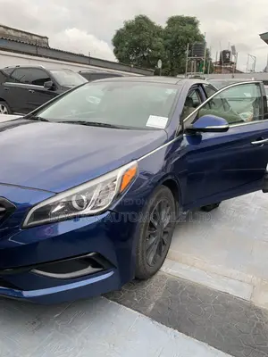Hyundai Sonata Limited 4dr Sedan (2.4L 4cyl 6A) 2015 Blue