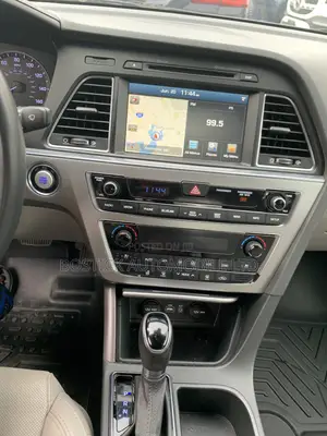 Hyundai Sonata Limited 4dr Sedan (2.4L 4cyl 6A) 2015 Blue