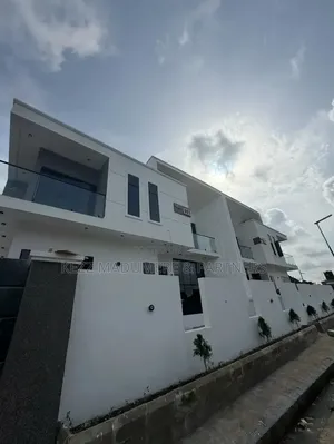 4bdrm Duplex in Ada George Port, New Layout for sale