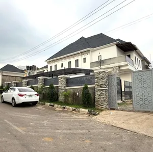5bdrm Duplex in Admiralty, Asokoro for sale