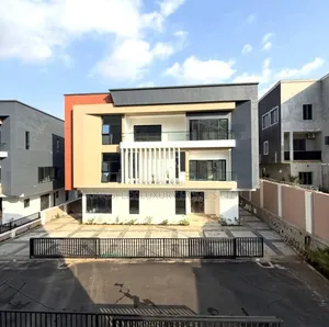 6bdrm Duplex in Estate, Katampe Extension for sale