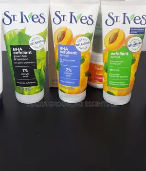 St. Ives Exfoliating Scrub