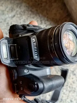 Fuji Hs-25 Digital Camera