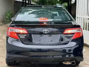 Toyota Camry SE 4dr Sedan (2.5L 4cyl 6A) 2013 Black