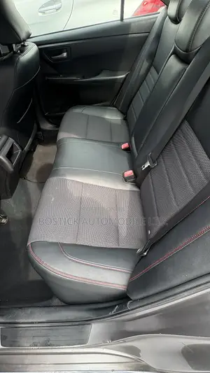 Toyota Camry SE 4dr Sedan (2.5L 4cyl 6A) 2016 Gray