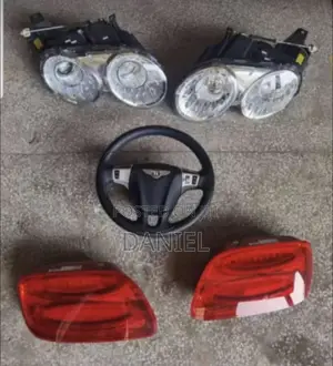 Bentley Bentayga Headlights,Rearlights and Steering Wheel