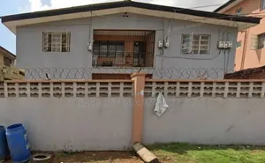 2bdrm Block of Flats in Ogba-Ikeja, Alausa for sale
