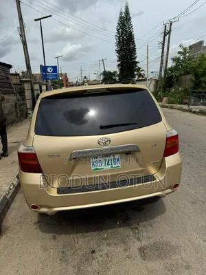 Toyota Highlander 2008 Gold