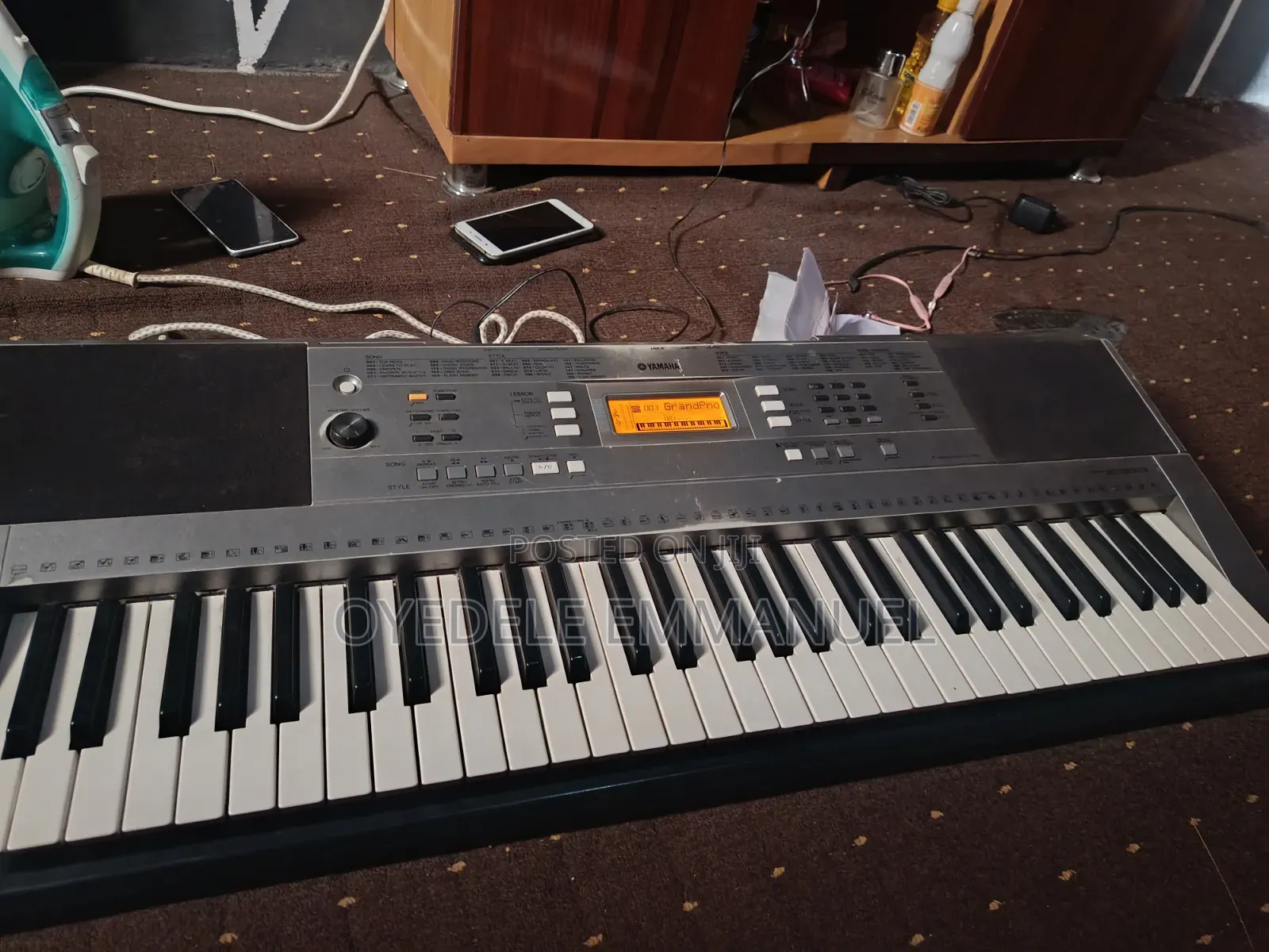 Keyboard Psr 353