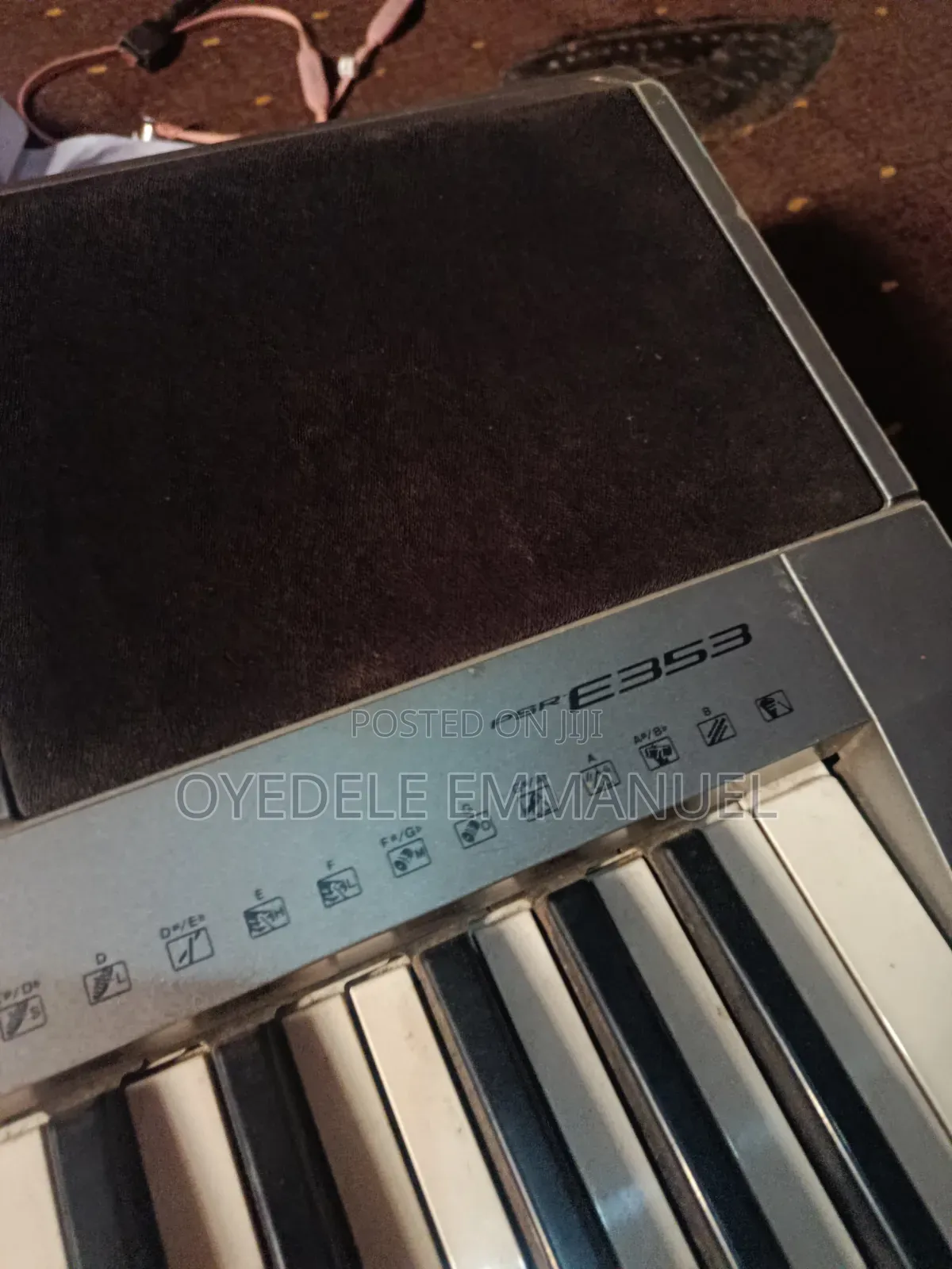 Keyboard Psr 353