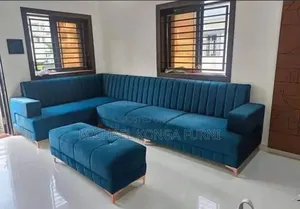 Unique L Shaoe Sofavwith Puff