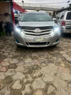 Toyota Venza 2011 Silver