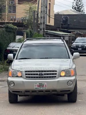 Toyota Highlander Limited V6 FWD 2002 Gold