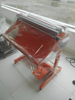 Pedal Sealing Machine With Cutter