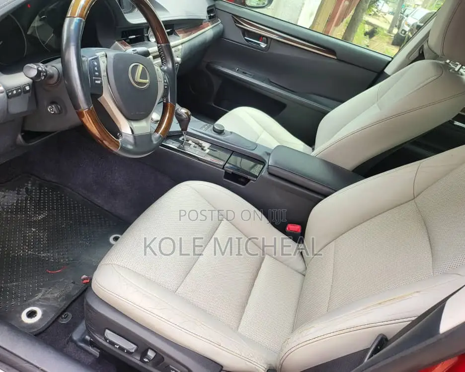 Lexus ES 2013 Silver