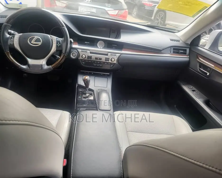 Lexus ES 2013 Silver