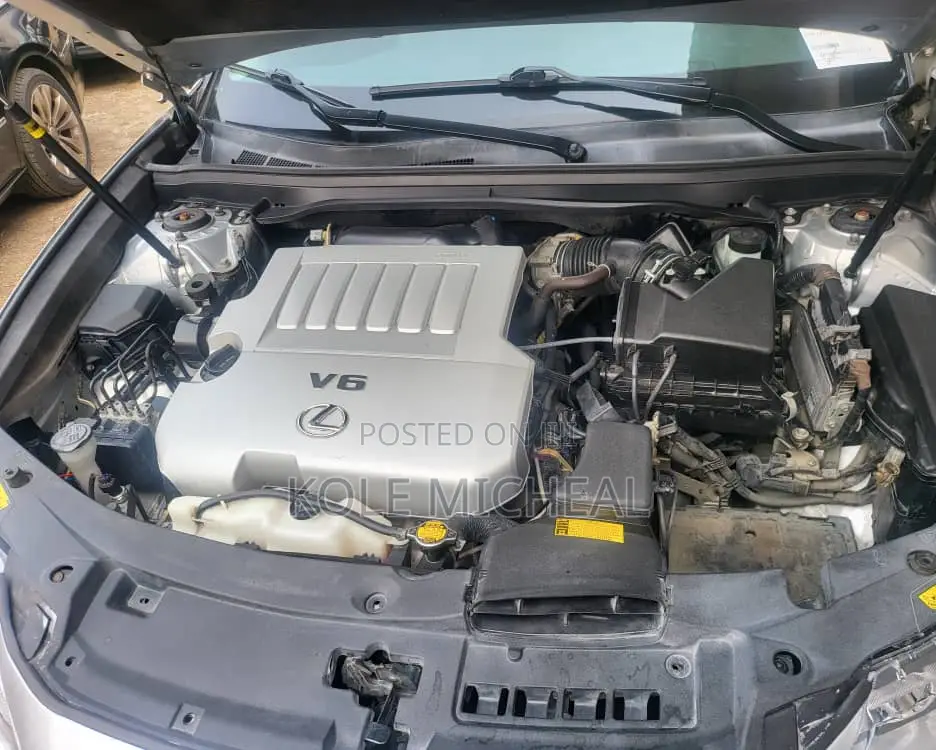 Lexus ES 2013 Silver