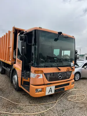 Waste Bin Truck