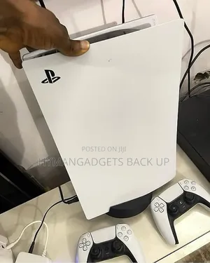 Uk Used Ps 5 Fat With 2 Pads All the Accessories